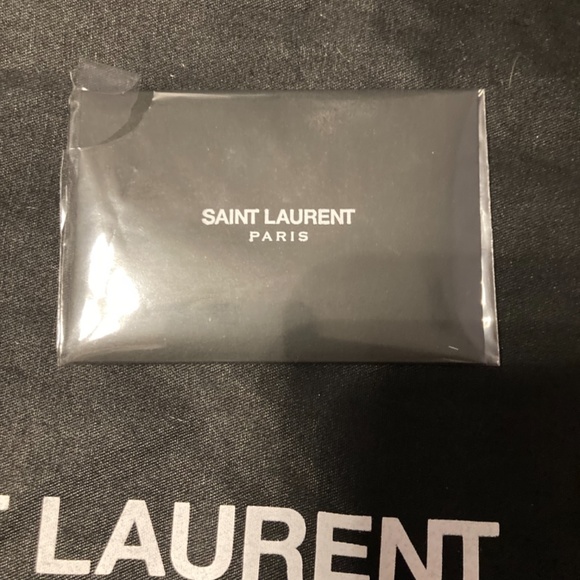 YSL Saint Laurent large crocodile crossbody shopper - Picture 3 of 4